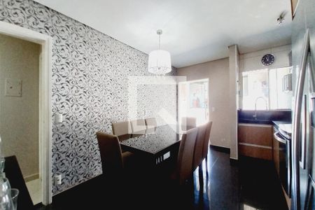 Casa para alugar com 308m², 3 quartos e 3 vagas Casa para alugar com 308m², 3 quartos e 3 vagasCozinha