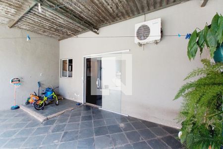 Casa para alugar com 308m², 3 quartos e 3 vagas Casa para alugar com 308m², 3 quartos e 3 vagasQuintal