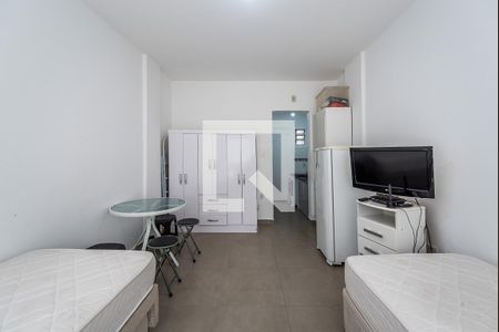 Sala e quarto de kitnet/studio para alugar com 1 quarto, 30m² em José Menino, Santos