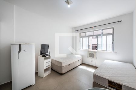 Sala e quarto de kitnet/studio para alugar com 1 quarto, 30m² em José Menino, Santos