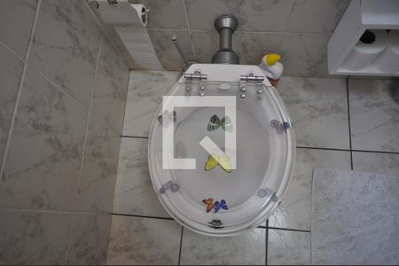 Casa à venda com 170m², 5 quartos e 2 vagasLavabo