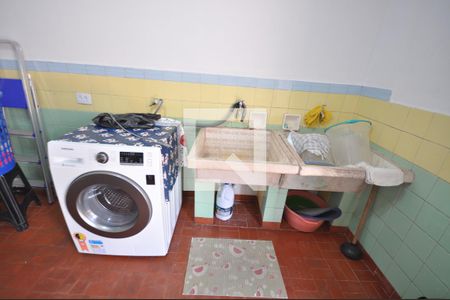 Casa à venda com 170m², 5 quartos e 2 vagasÁrea de Serviço