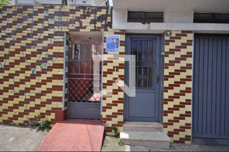 Casa à venda com 170m², 5 quartos e 2 vagas Casa à venda com 170m², 5 quartos e 2 vagasÁrea Externa