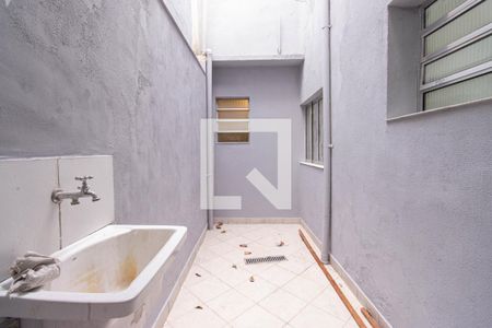 Casa à venda com 150m², 4 quartos e sem vagaÁrea de Serviço - Quintal