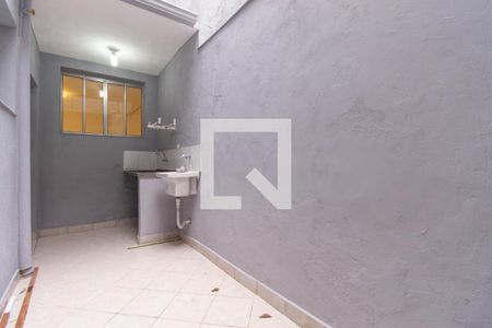 Casa à venda com 150m², 4 quartos e sem vagaÁrea de Serviço - Quintal