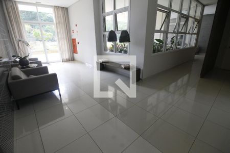 Hall de entrada de apartamento à venda com 3 quartos, 104m² em Parque Reboucas, São Paulo