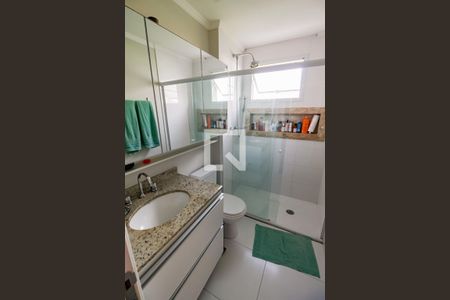 Apartamento à venda com 104m², 3 quartos e 2 vagasBanheiro da Suíte