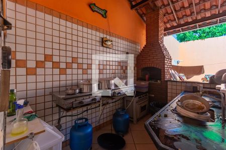 Casa à venda com 294m², 3 quartos e 1 vagaÁrea Externa