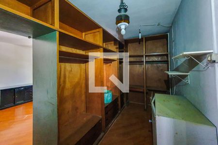 Apartamento para alugar com 180m², 3 quartos e sem vagaquarto 3 suíte CLOSET