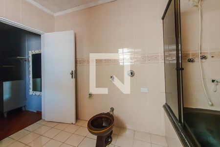 Apartamento para alugar com 180m², 3 quartos e sem vagaBanheiro-quarto 3 suíte
