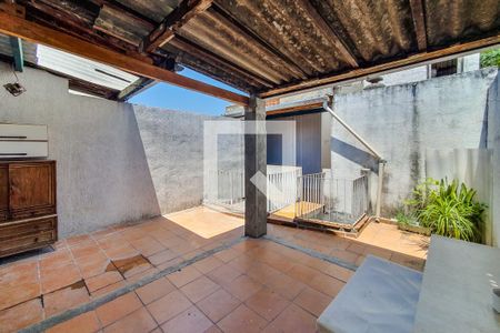Apartamento para alugar com 180m², 3 quartos e sem vagaQuintal