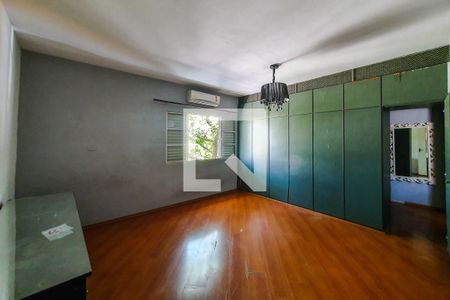 Apartamento para alugar com 180m², 3 quartos e sem vagaquarto 3 suite