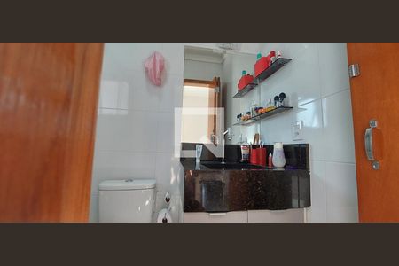 Casa à venda com 120m², 3 quartos e 2 vagasBanheiro Quarto 1 suíte