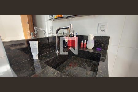 Casa à venda com 120m², 3 quartos e 2 vagasBanheiro Quarto 1 suíte