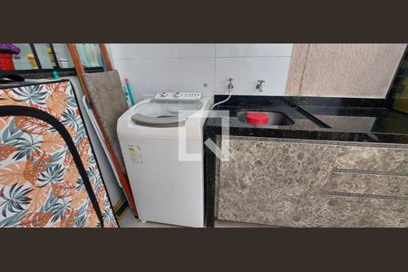 Casa à venda com 120m², 3 quartos e 2 vagasÁrea de Serviço