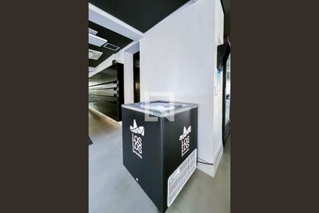 Studio para alugar com 43m², 1 quarto e 1 vaga Studio para alugar com 43m², 1 quarto e 1 vagaMercado