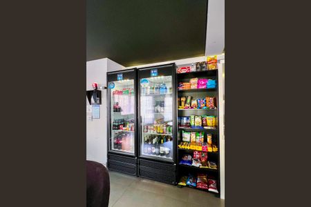 Studio para alugar com 43m², 1 quarto e 1 vaga Studio para alugar com 43m², 1 quarto e 1 vagaMercado