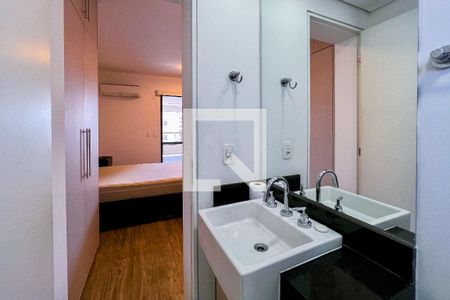 Studio para alugar com 43m², 1 quarto e 1 vaga Studio para alugar com 43m², 1 quarto e 1 vagaBanheiro