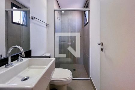 Banheiro de kitnet/studio para alugar com 1 quarto, 43m² em Vila Olímpia, São Paulo