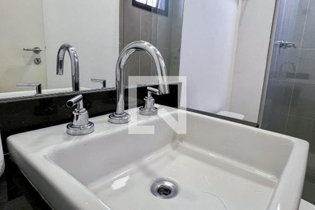 Studio para alugar com 43m², 1 quarto e 1 vaga Studio para alugar com 43m², 1 quarto e 1 vagaBanheiro