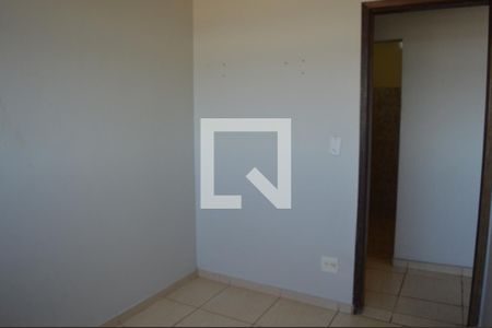 Quarto 1 de apartamento para alugar com 3 quartos, 69m² em Carlos Prates, Belo Horizonte