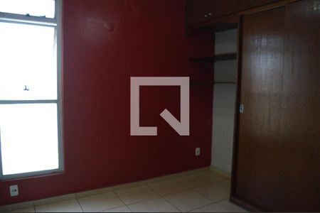 Quarto 2 de apartamento para alugar com 3 quartos, 69m² em Carlos Prates, Belo Horizonte