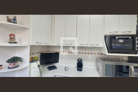 Apartamento à venda com 156m², 5 quartos e 2 vagas Apartamento à venda com 156m², 5 quartos e 2 vagasCozinha