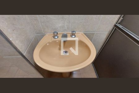 Apartamento à venda com 156m², 5 quartos e 2 vagas Apartamento à venda com 156m², 5 quartos e 2 vagasBanheiro 4