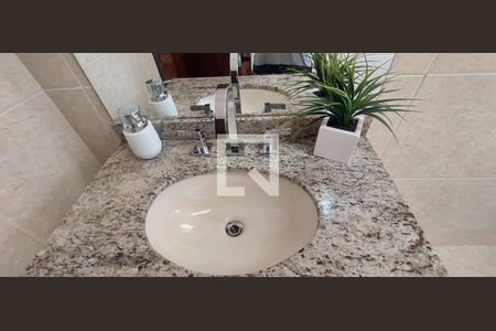 Apartamento à venda com 156m², 5 quartos e 2 vagas Apartamento à venda com 156m², 5 quartos e 2 vagasBanheiro 3