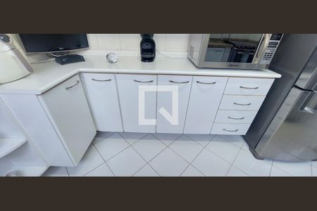 Apartamento à venda com 156m², 5 quartos e 2 vagas Apartamento à venda com 156m², 5 quartos e 2 vagasCozinha