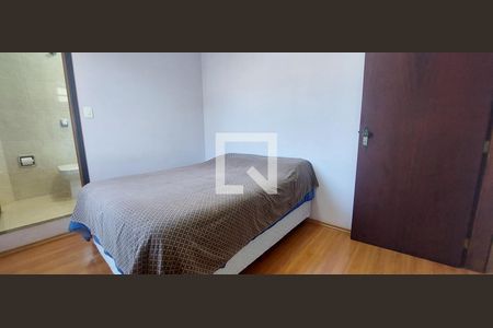 Apartamento à venda com 156m², 5 quartos e 2 vagas Apartamento à venda com 156m², 5 quartos e 2 vagasQuarto 2 suíte