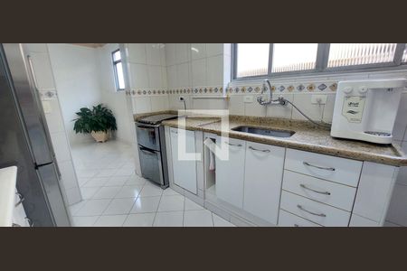 Apartamento à venda com 156m², 5 quartos e 2 vagas Apartamento à venda com 156m², 5 quartos e 2 vagasCozinha