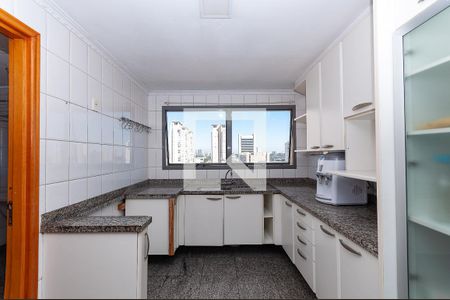 Apartamento à venda com 171m², 4 quartos e 3 vagasCozinha