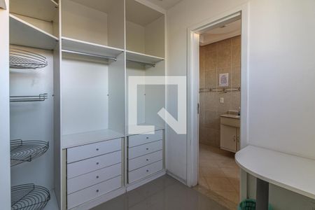 Casa de condomínio à venda com 700m², 6 quartos e 2 vagasSuíte 3 (Master) - Closet