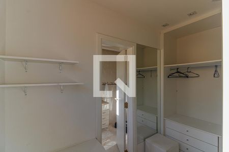 Casa de condomínio à venda com 700m², 6 quartos e 2 vagasSuíte 2 (Master) - Closet