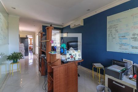 Casa de condomínio à venda com 700m², 6 quartos e 2 vagasEscritório 2