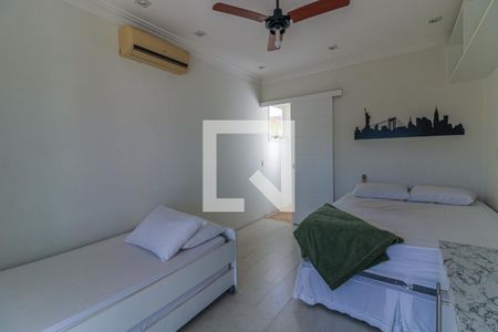 Casa de condomínio à venda com 700m², 6 quartos e 2 vagasSuíte 2 (Master)