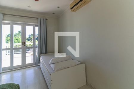 Casa de condomínio à venda com 700m², 6 quartos e 2 vagasSuíte 2 (Master)