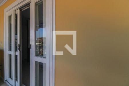 Casa de condomínio à venda com 700m², 6 quartos e 2 vagasVaranda