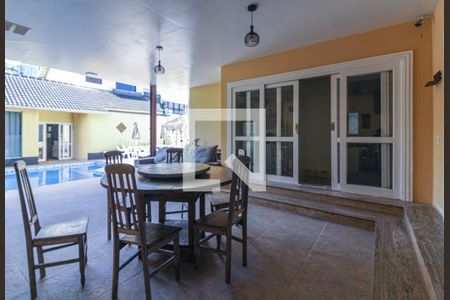 Casa de condomínio à venda com 700m², 6 quartos e 2 vagasÁrea externa