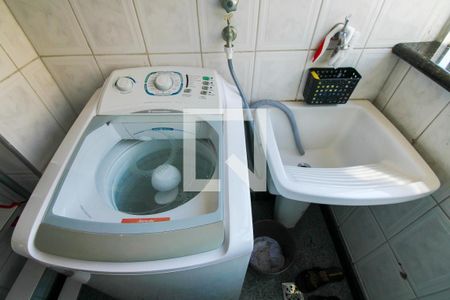 Apartamento à venda com 68m², 2 quartos e 1 vagaÁrea de serviço 