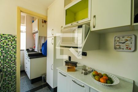 Apartamento à venda com 68m², 2 quartos e 1 vagaCozinha 