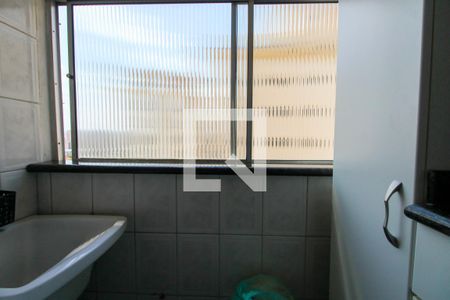 Apartamento à venda com 68m², 2 quartos e 1 vagaÁrea de serviço 