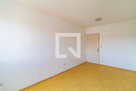 Sala de apartamento para alugar com 2 quartos, 55m² em Jardim Cláudia, São Paulo