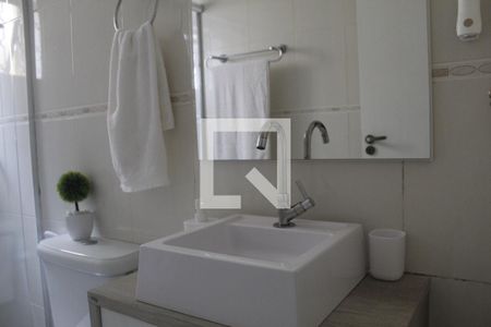 Banheiro de apartamento para alugar com 1 quarto, 74m² em Passo das Pedras, Gravataí