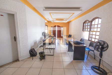 Sala de casa à venda com 4 quartos, 720m² em Canaã, Belo Horizonte