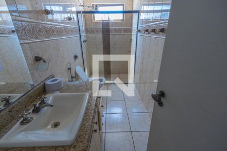 Casa à venda com 720m², 4 quartos e 6 vagasBanheiro