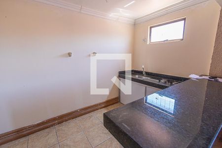 Casa à venda com 720m², 4 quartos e 6 vagasCozinha
