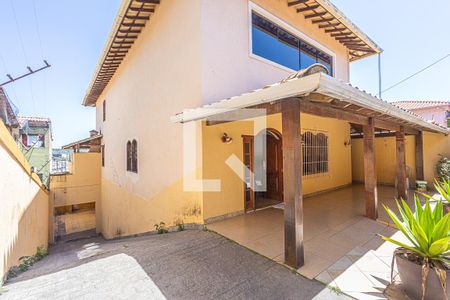 Casa à venda com 720m², 4 quartos e 6 vagasGaragem