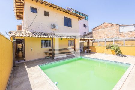 Casa à venda com 720m², 4 quartos e 6 vagasÁrea comum 